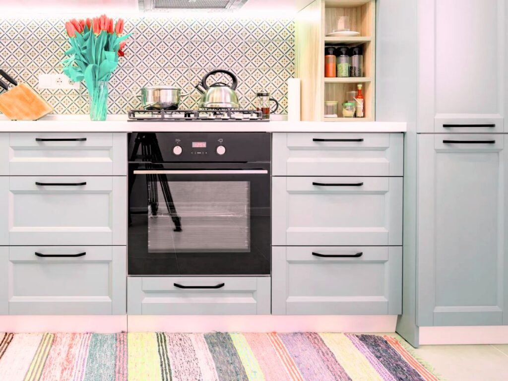 Color Schemes To Complement Your Kitchen